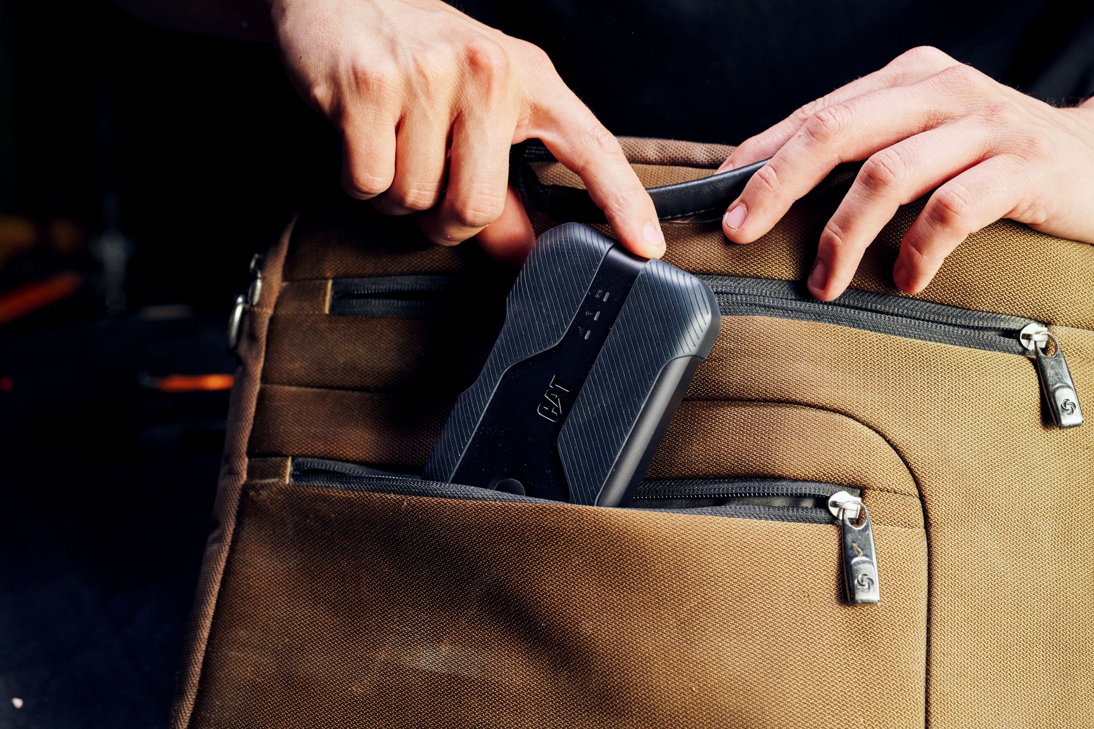 Cat Q10 5G router internet hotspot